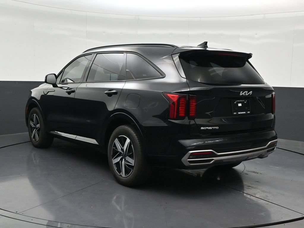 Used 2023 Kia Sorento S FWD image 3