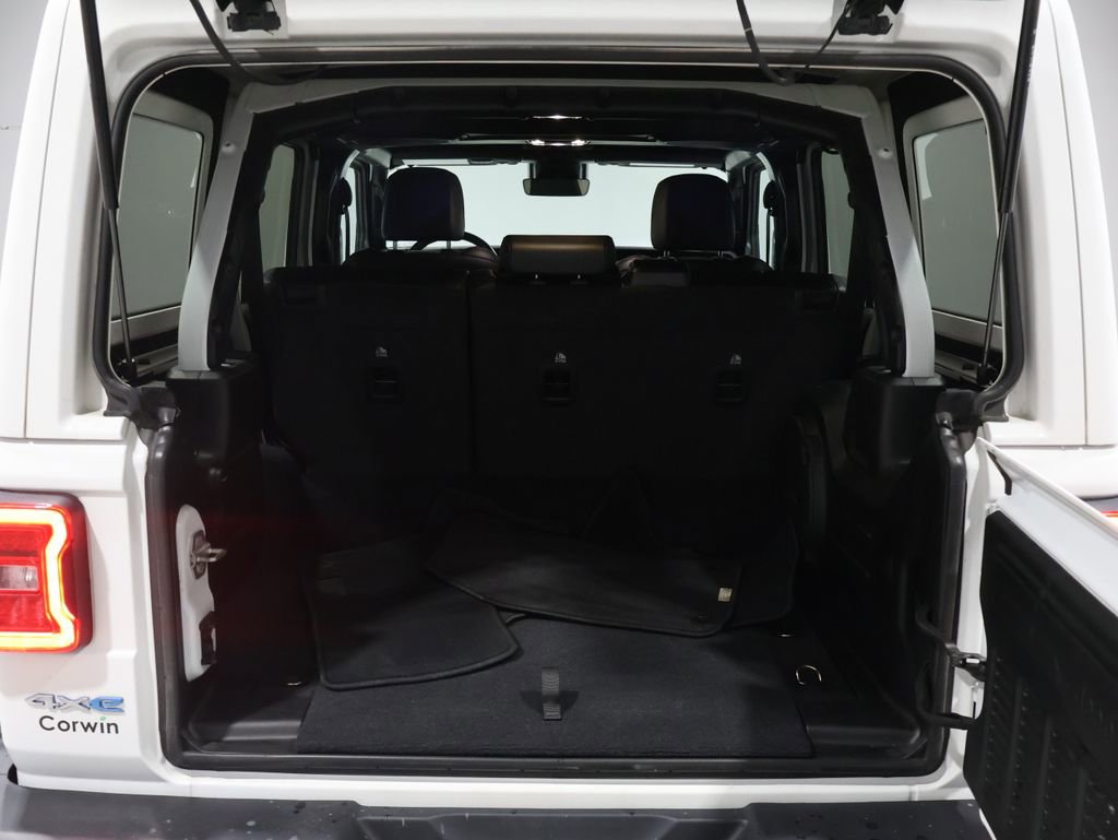 Certified 2021 Jeep Wrangler Unlimited Sahara w/ Cold Weather Group image 22