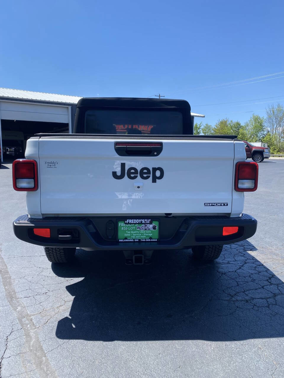 Used 2020 Jeep Gladiator Sport w/ Quick Order Package 24S AWD/4WD image 3