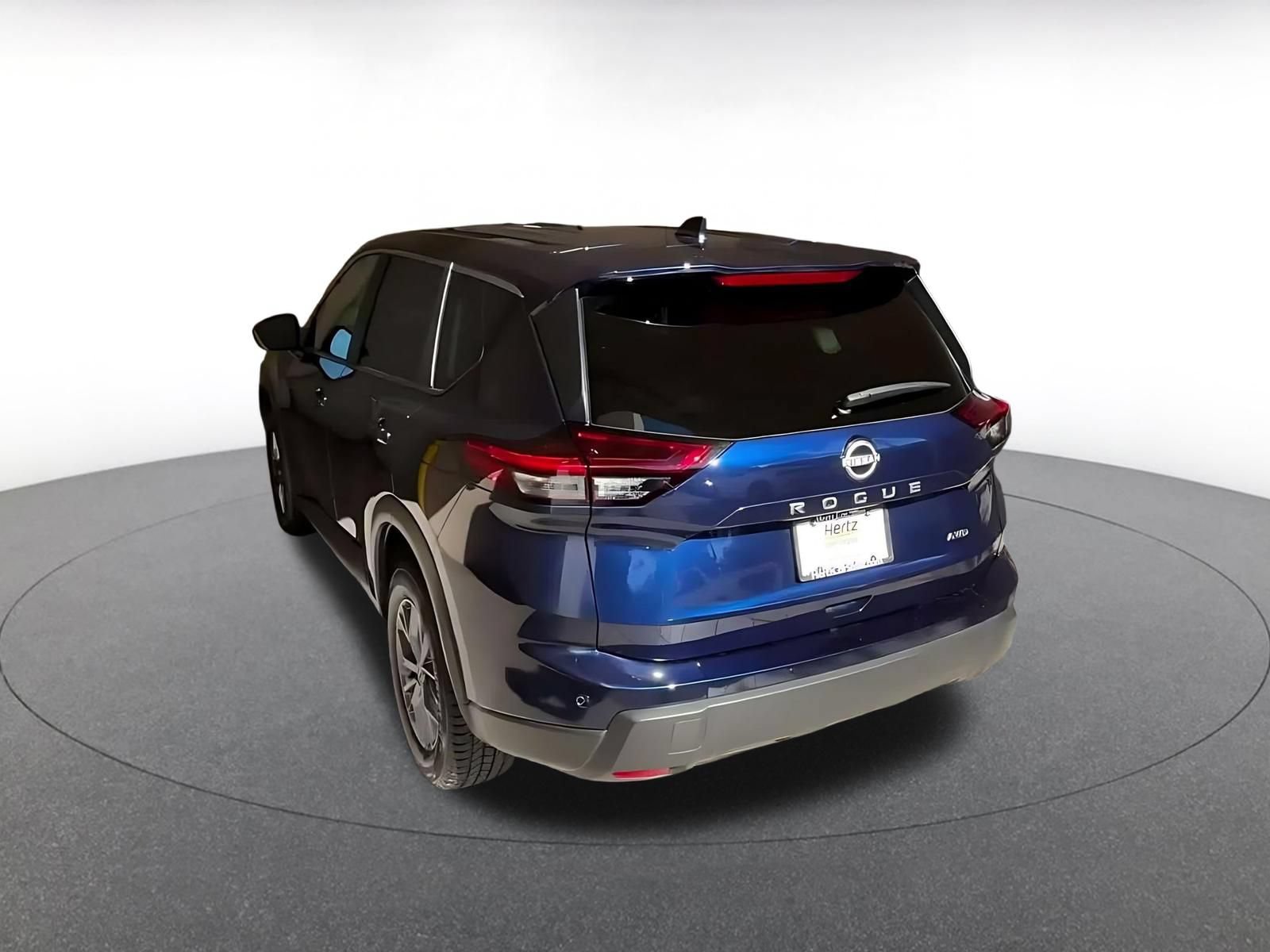 Used 2026 Nissan Rogue SV AWD/4WD image 14