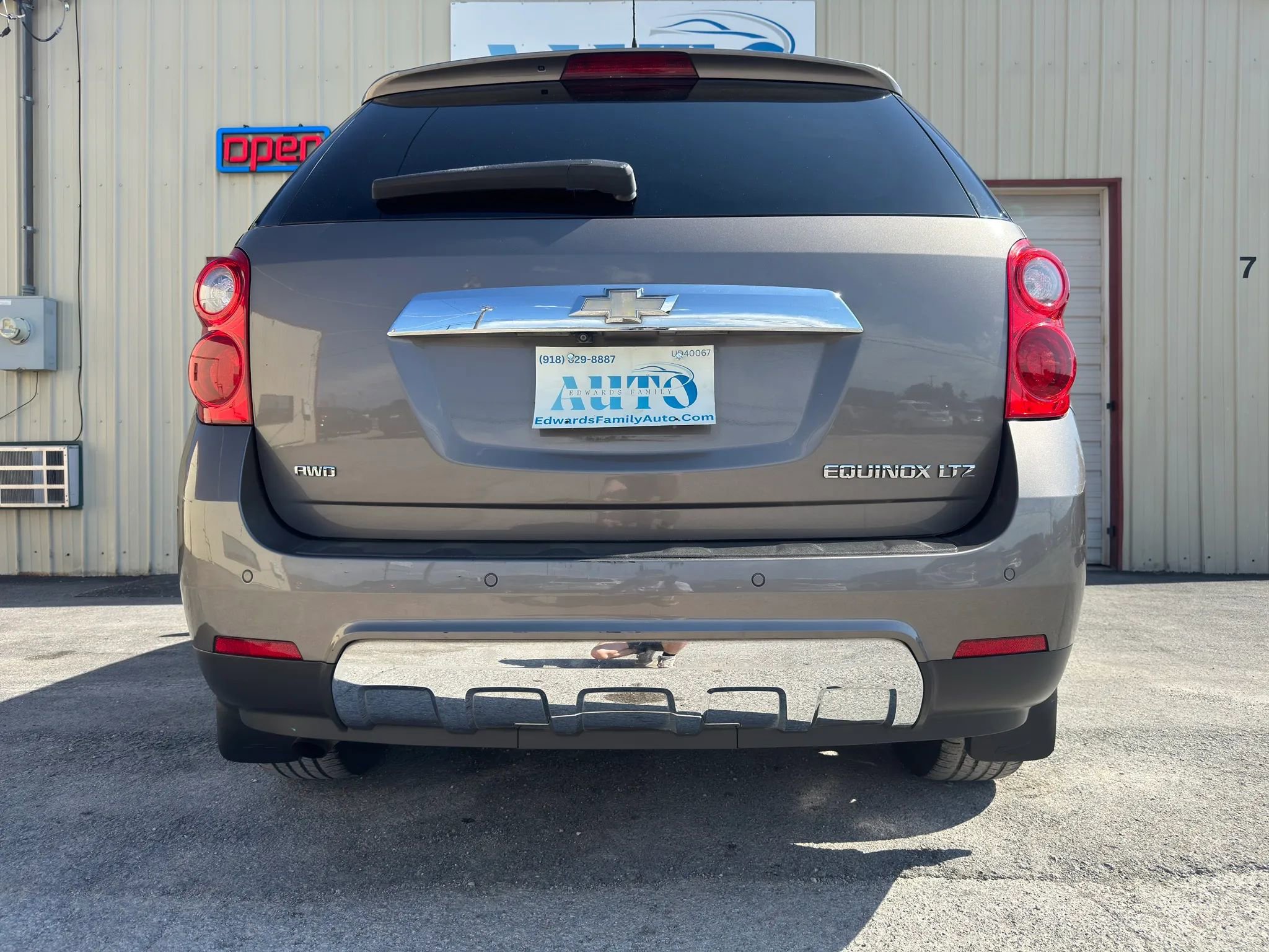Used 2011 Chevrolet Equinox LTZ w/ LPO, Protection Package AWD/4WD image 28