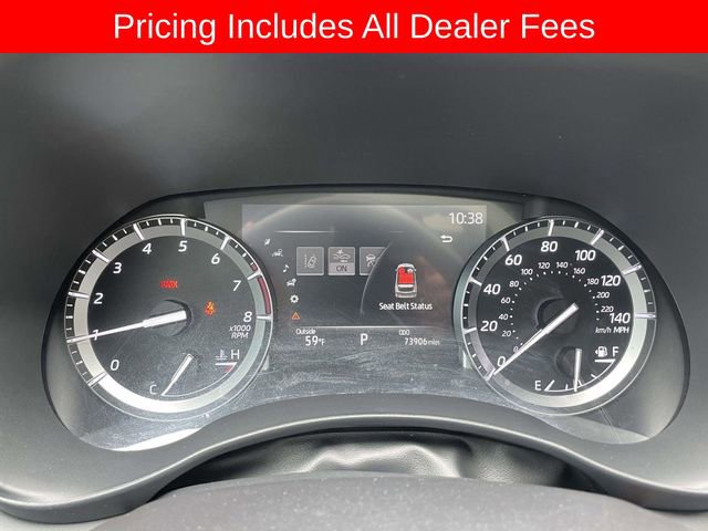 Used 2021 Toyota Highlander XLE FWD image 24
