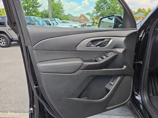 Used 2023 Chevrolet Traverse LT AWD/4WD image 11