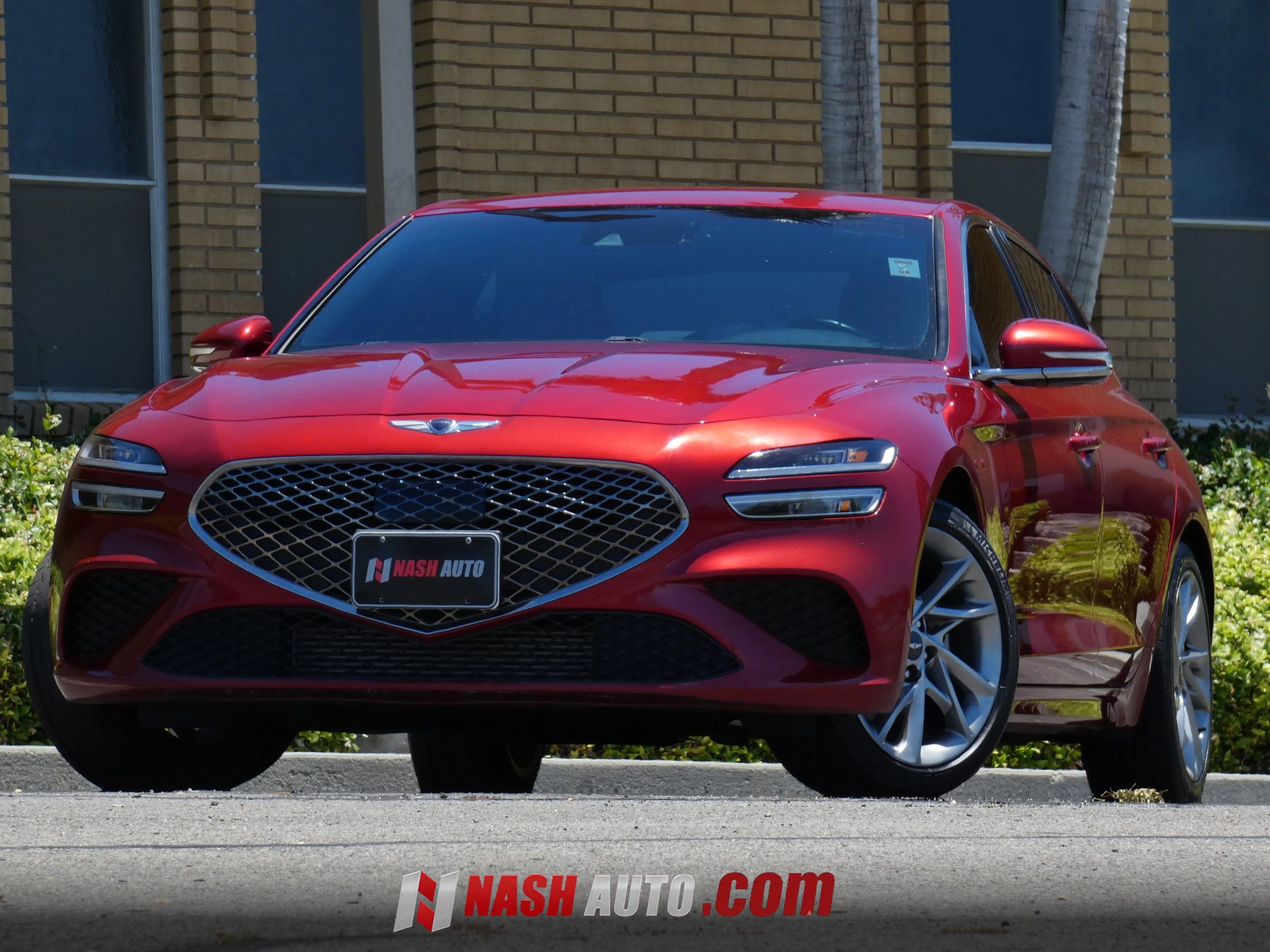 Used 2022 Genesis G70 2.0T RWD image 2