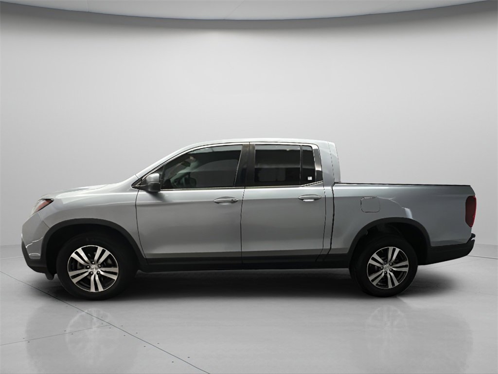 Used 2017 Honda Ridgeline RTS image 2