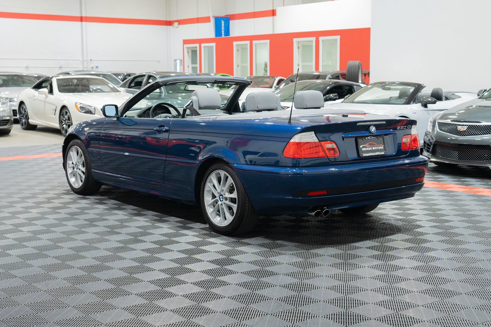 Used 2006 BMW 330Ci Convertible RWD image 4