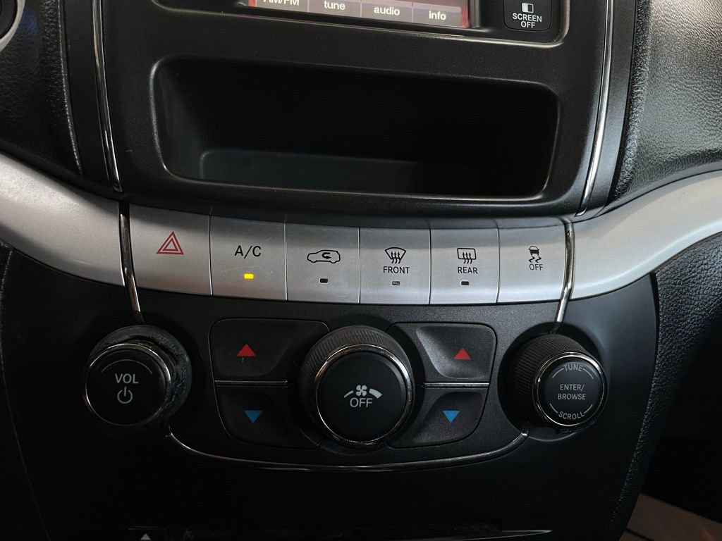 Used 2018 Dodge Journey SE w/ Popular Equipment Group image 29