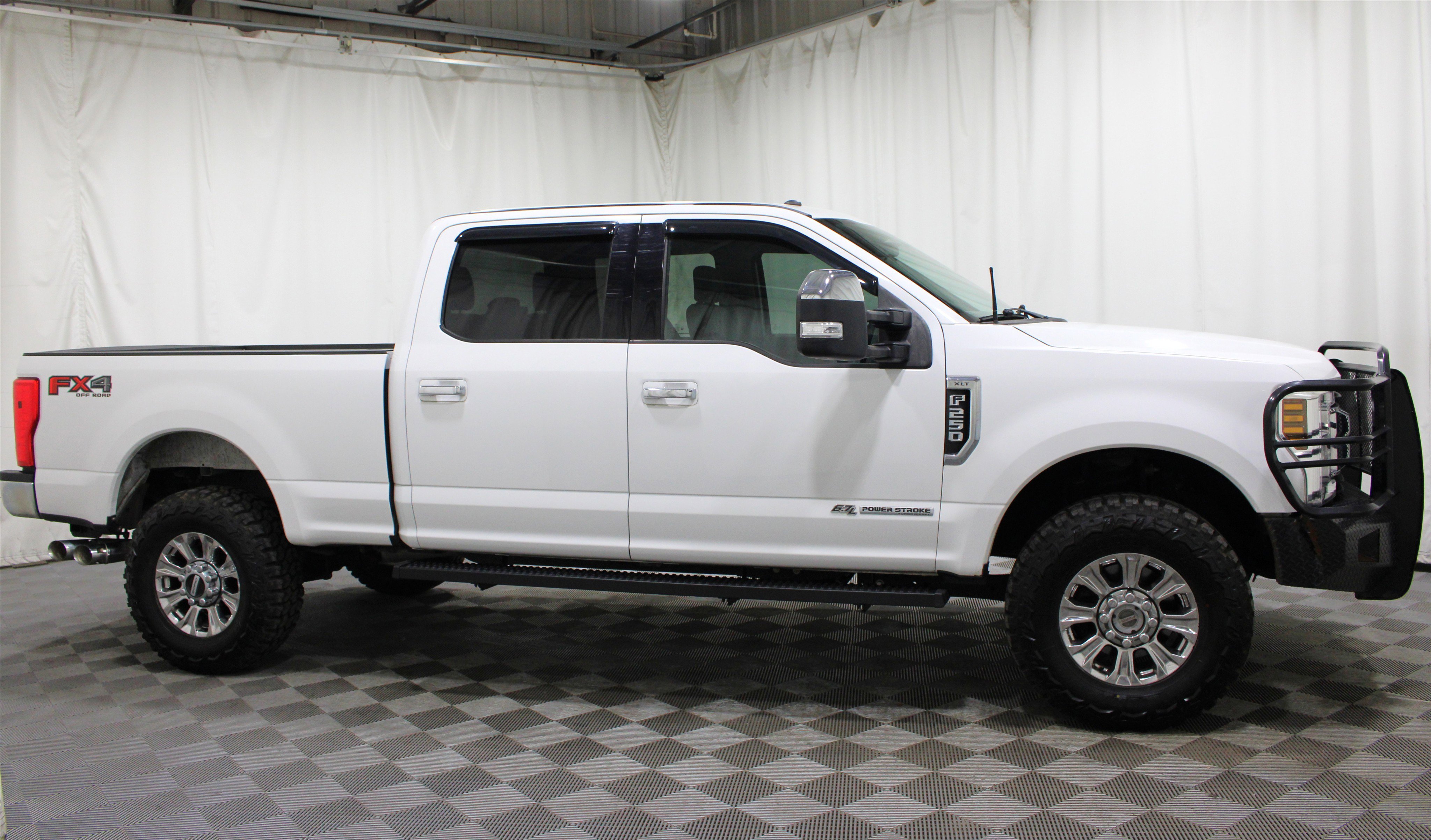 Used 2019 Ford F250 XLT w/ XLT Premium Package image 30