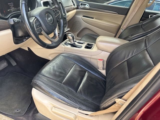 Used 2017 Jeep Grand Cherokee Laredo image 28