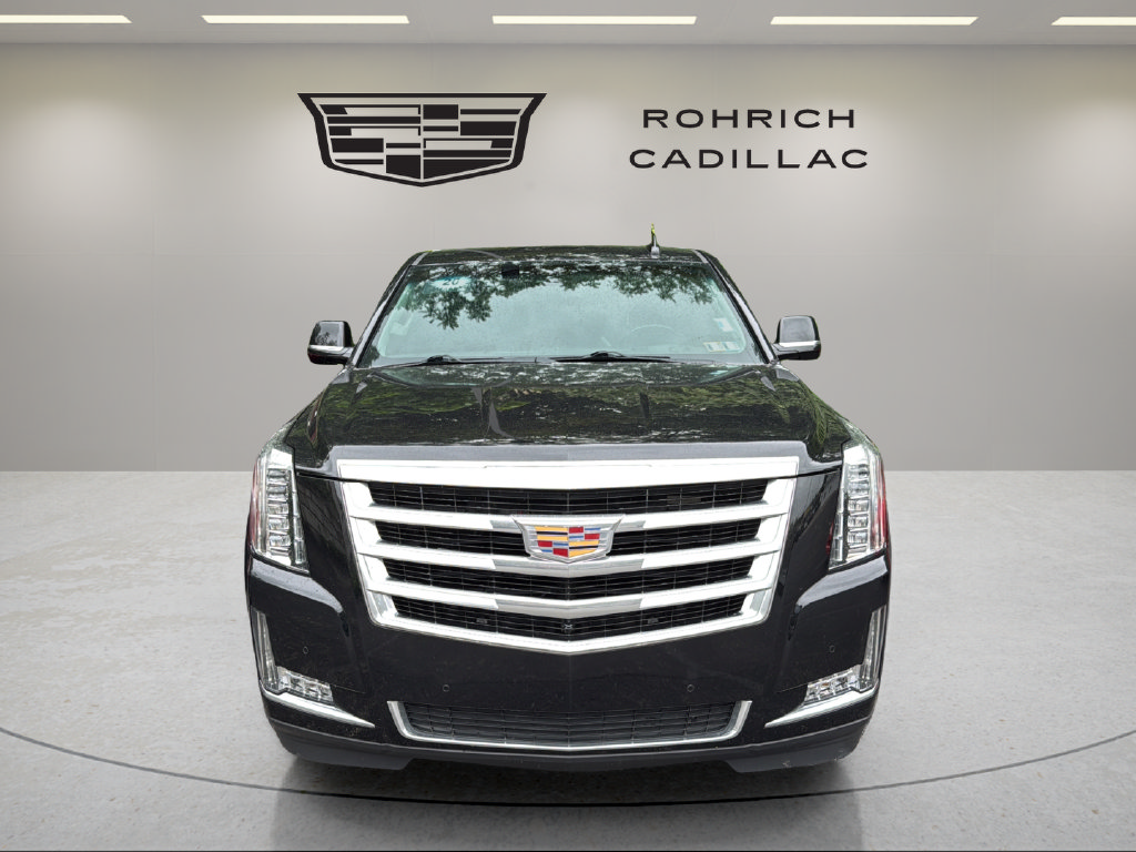 Used 2020 Cadillac Escalade ESV Luxury AWD/4WD image 2