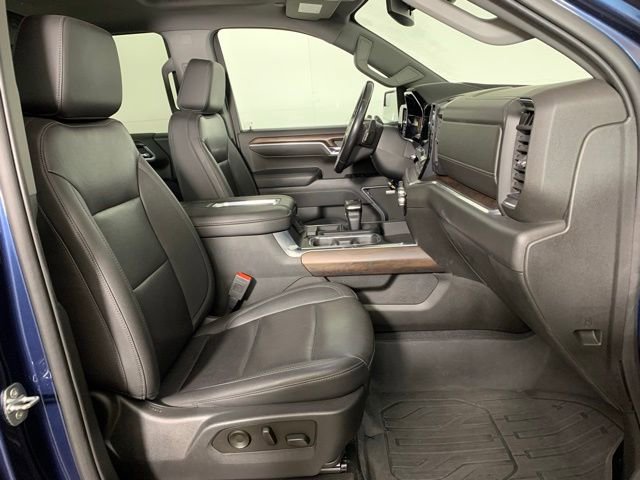 Used 2022 GMC Sierra 1500 SLT w/ SLT Convenience Package image 24