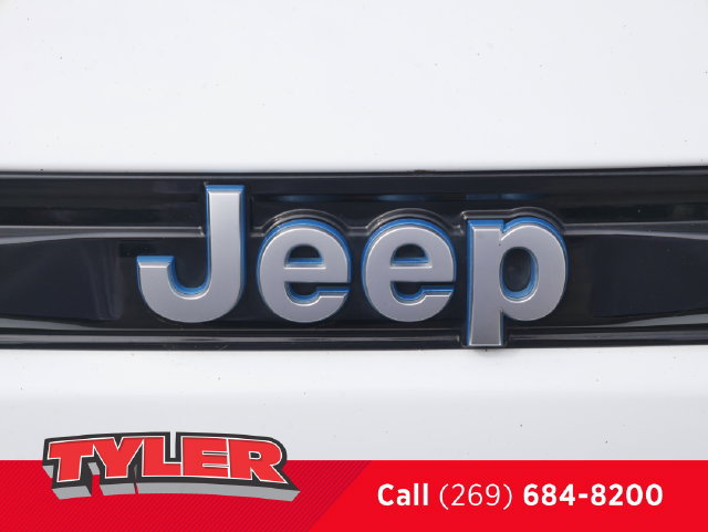 Used 2024 Jeep Grand Cherokee Limited 4xe AWD/4WD image 14