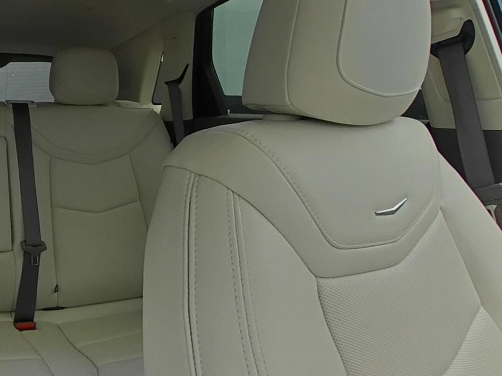 Used 2024 Cadillac XT5 Premium Luxury FWD image 11