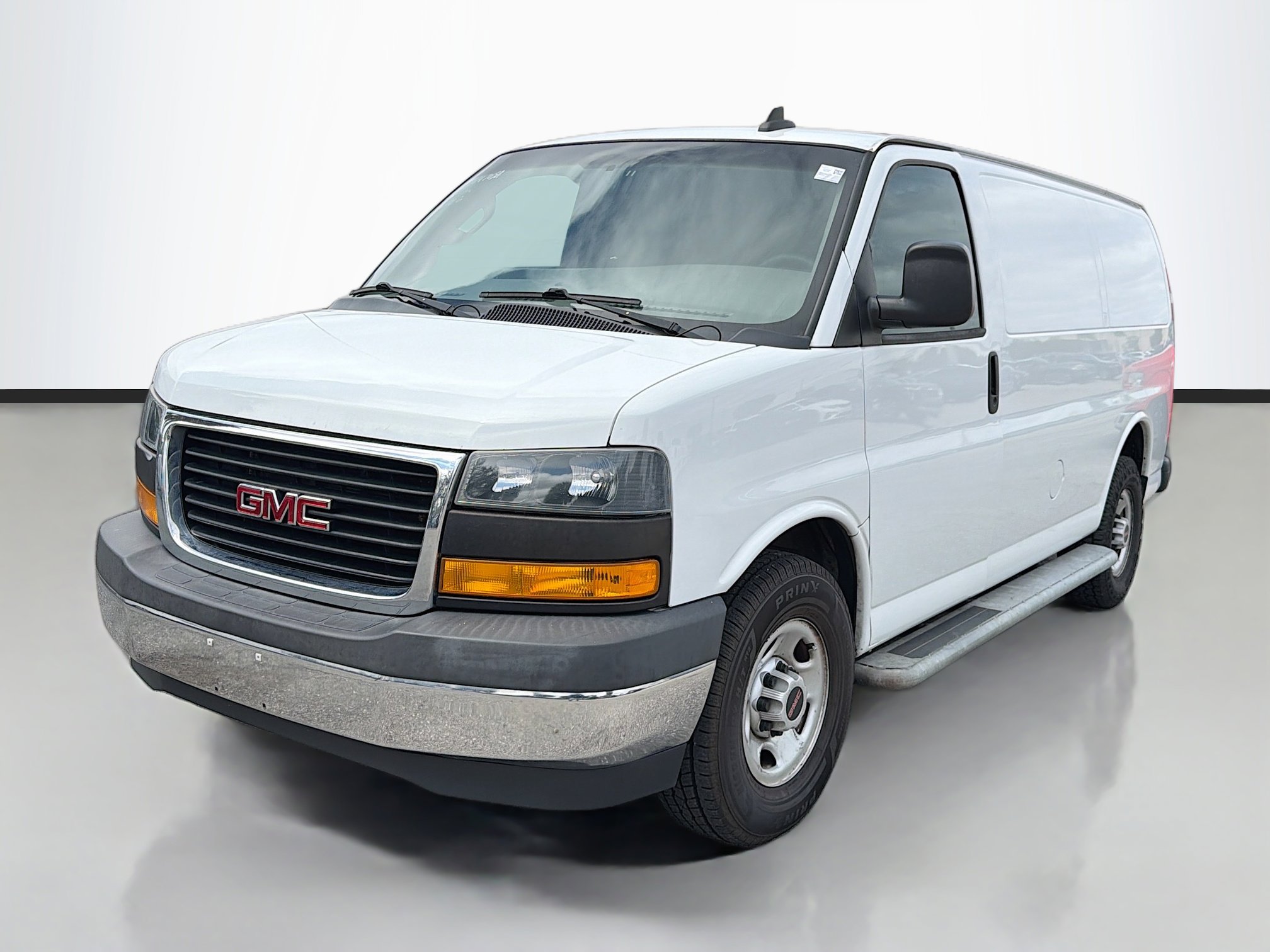 Used 2019 GMC Savana 2500 w/ Driver Convenience Package image 7