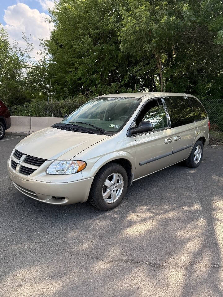 Used 2007 Dodge Caravan SXT FWD image 3