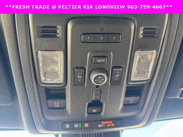 Used 2023 Chevrolet Suburban High Country image 24