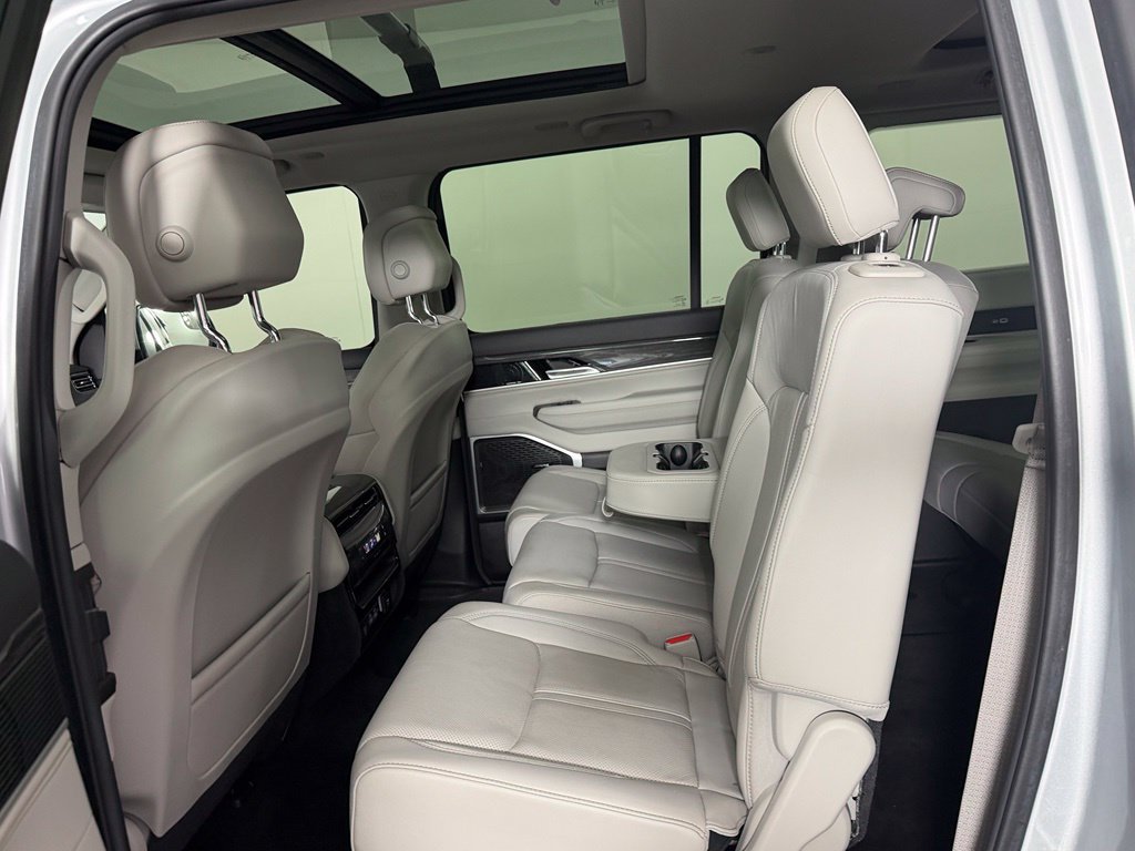 Used 2022 Jeep Wagoneer Series II w/ Premium Group I RWD image 18