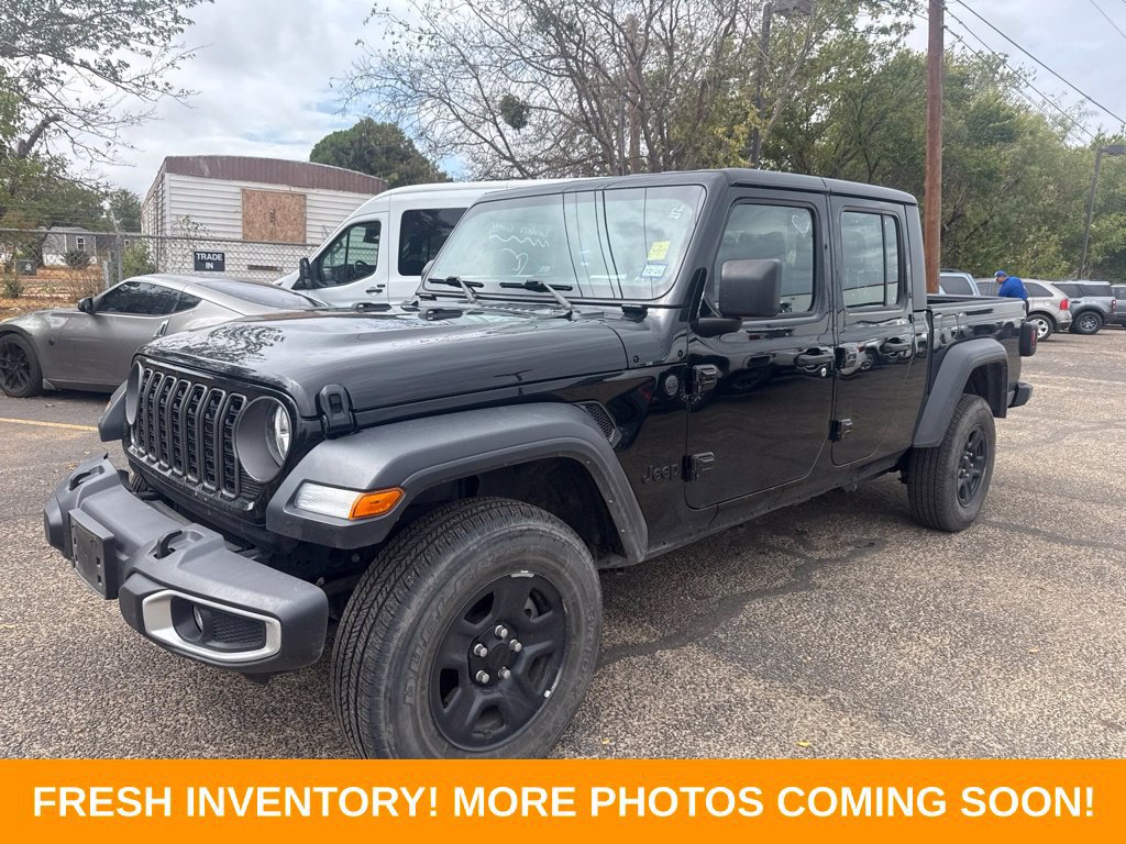 Used 2024 Jeep Gladiator Sport AWD/4WD image 5