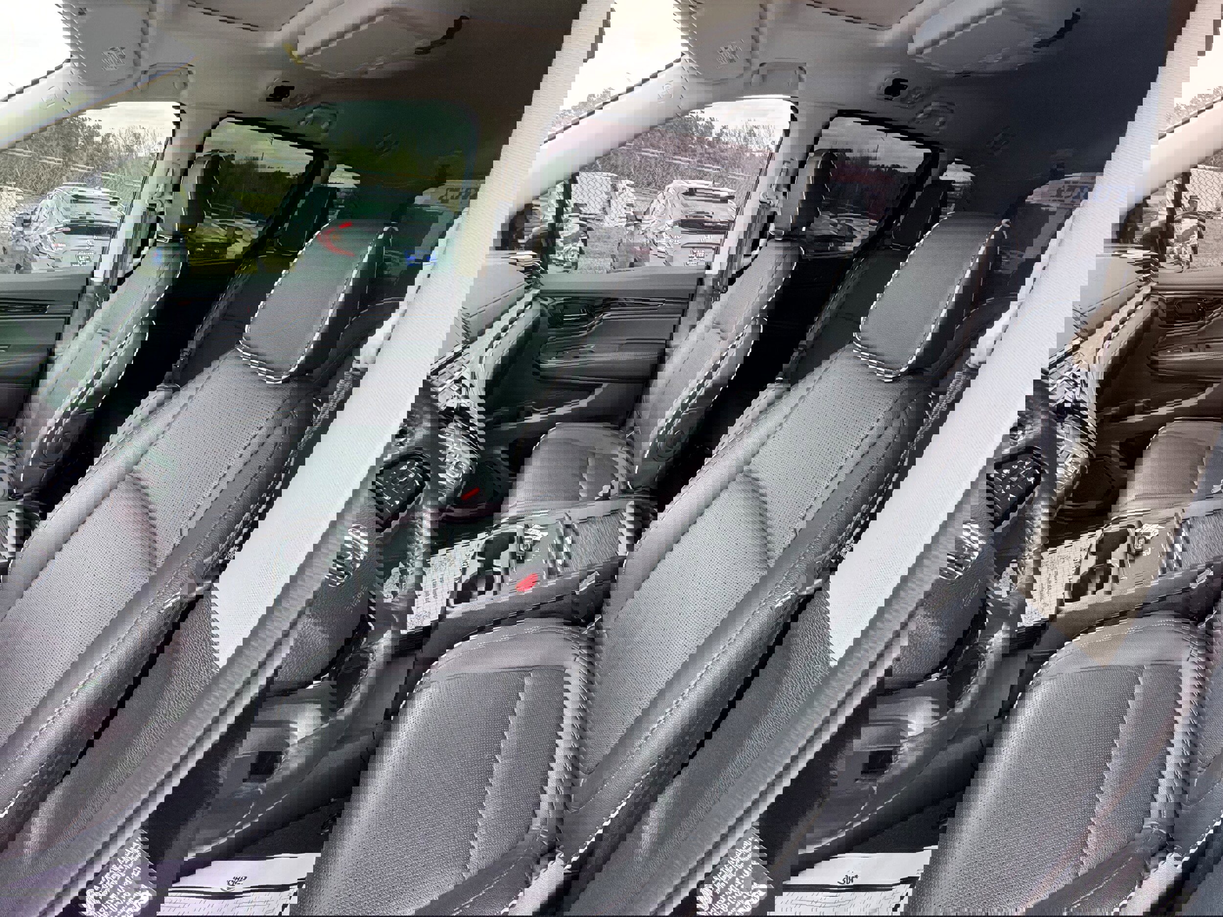 Used 2025 Honda Odyssey Elite image 5