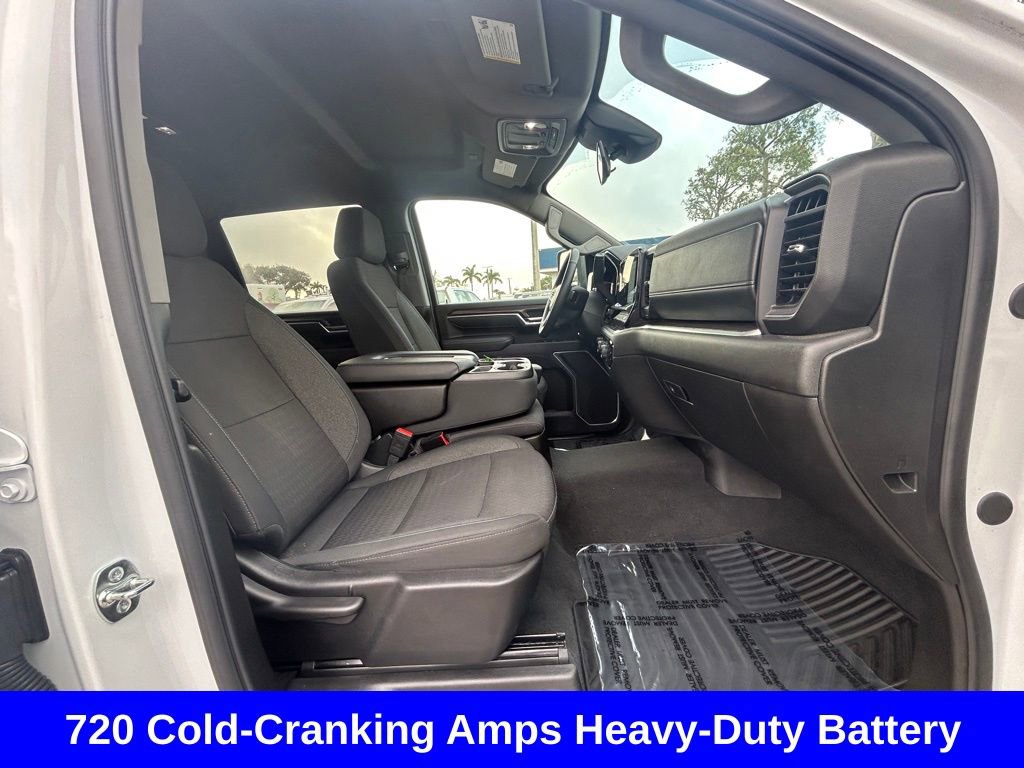 Used 2025 Chevrolet Silverado 2500 LT w/ Convenience Package image 26