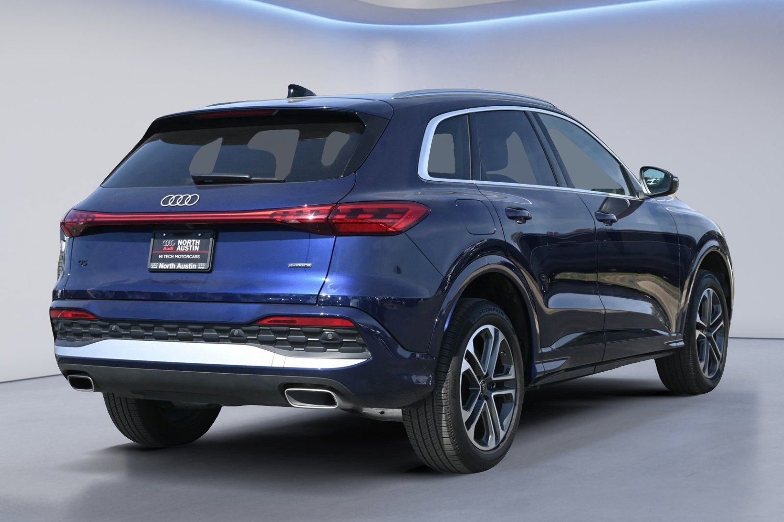 Certified 2025 Audi Q5 Premium Plus w/ Premium Plus image 2