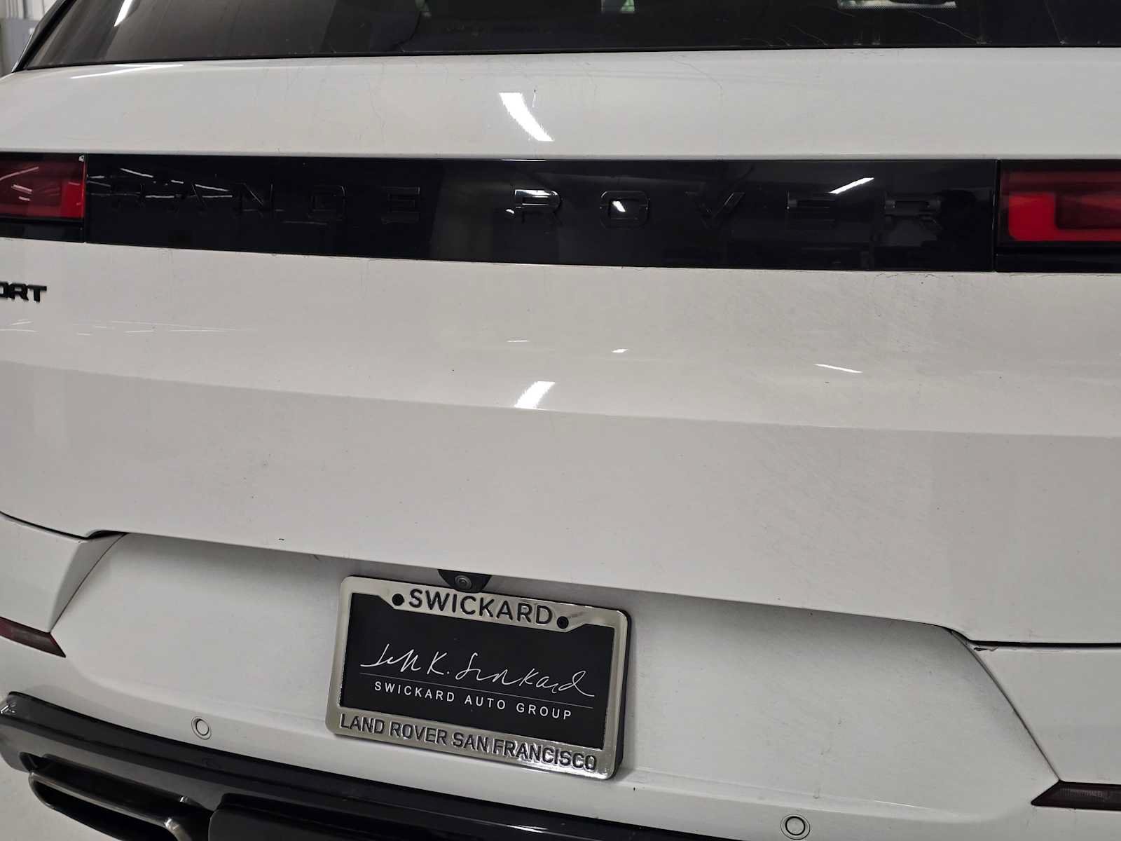Used 2024 Land Rover Range Rover Sport Dynamic SE AWD/4WD image 13