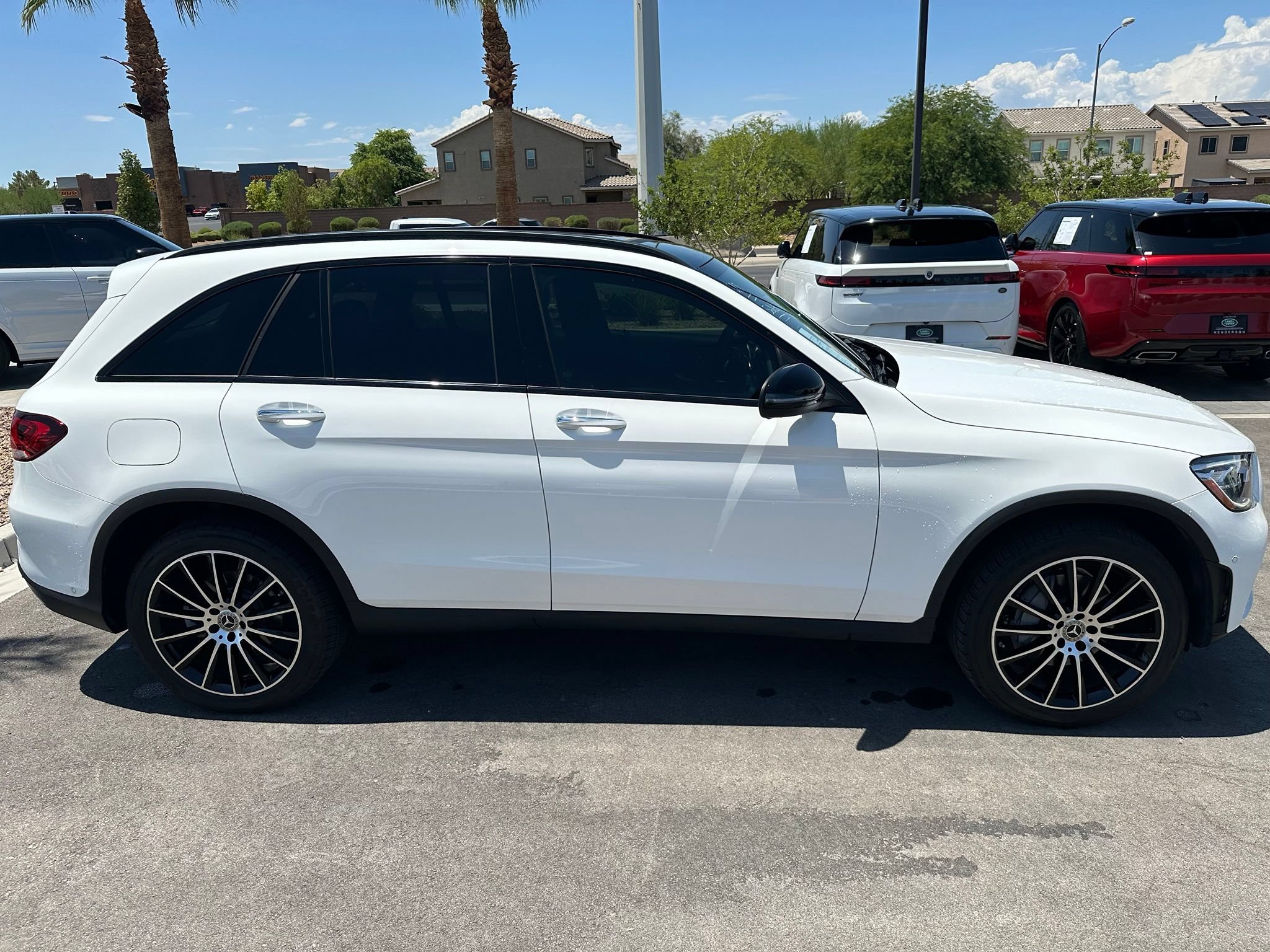 Used 2021 Mercedes-Benz GLC 300 image 3