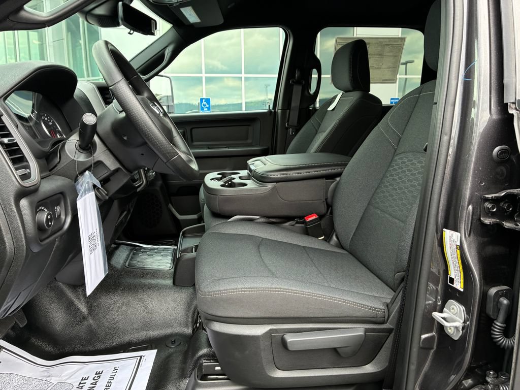 New 2026 RAM 3500 Tradesman AWD/4WD image 7