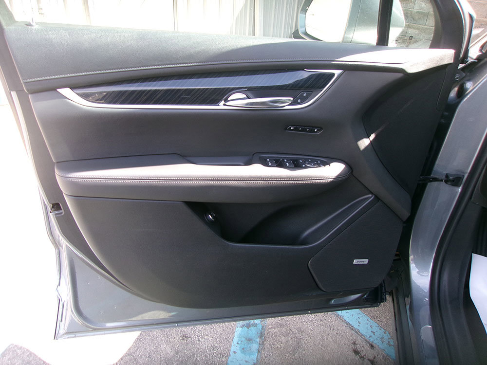 Used 2020 Cadillac XT6 Premium Luxury image 17