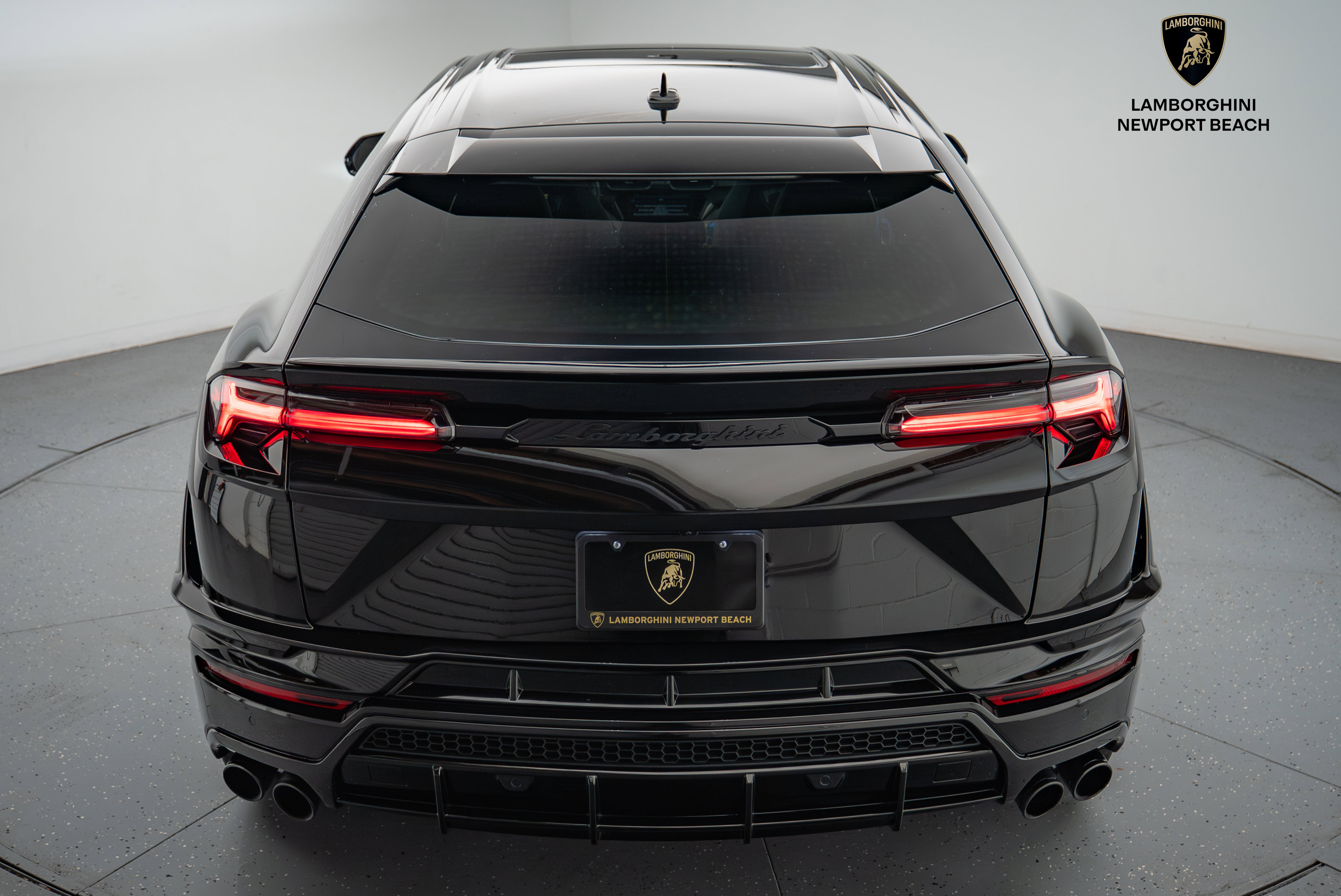 Used 2024 Lamborghini Urus S image 17