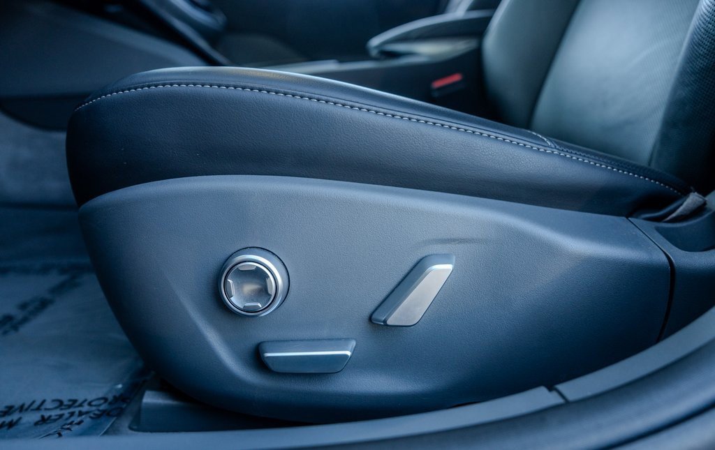 Used 2024 Lucid Air Touring image 16