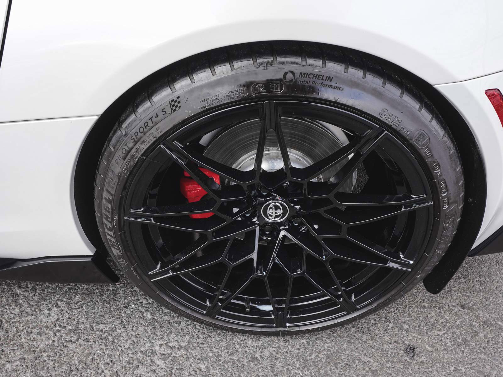 Used 2023 Toyota Supra Premium image 8