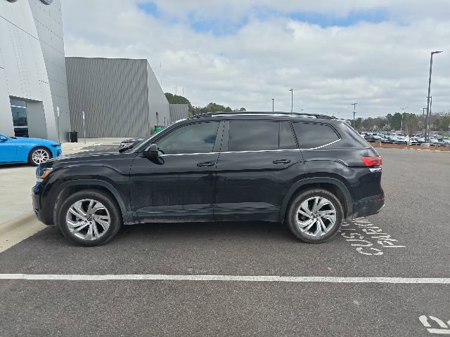 Used 2022 Volkswagen Atlas SE w/ Panoramic Sunroof Package image 5