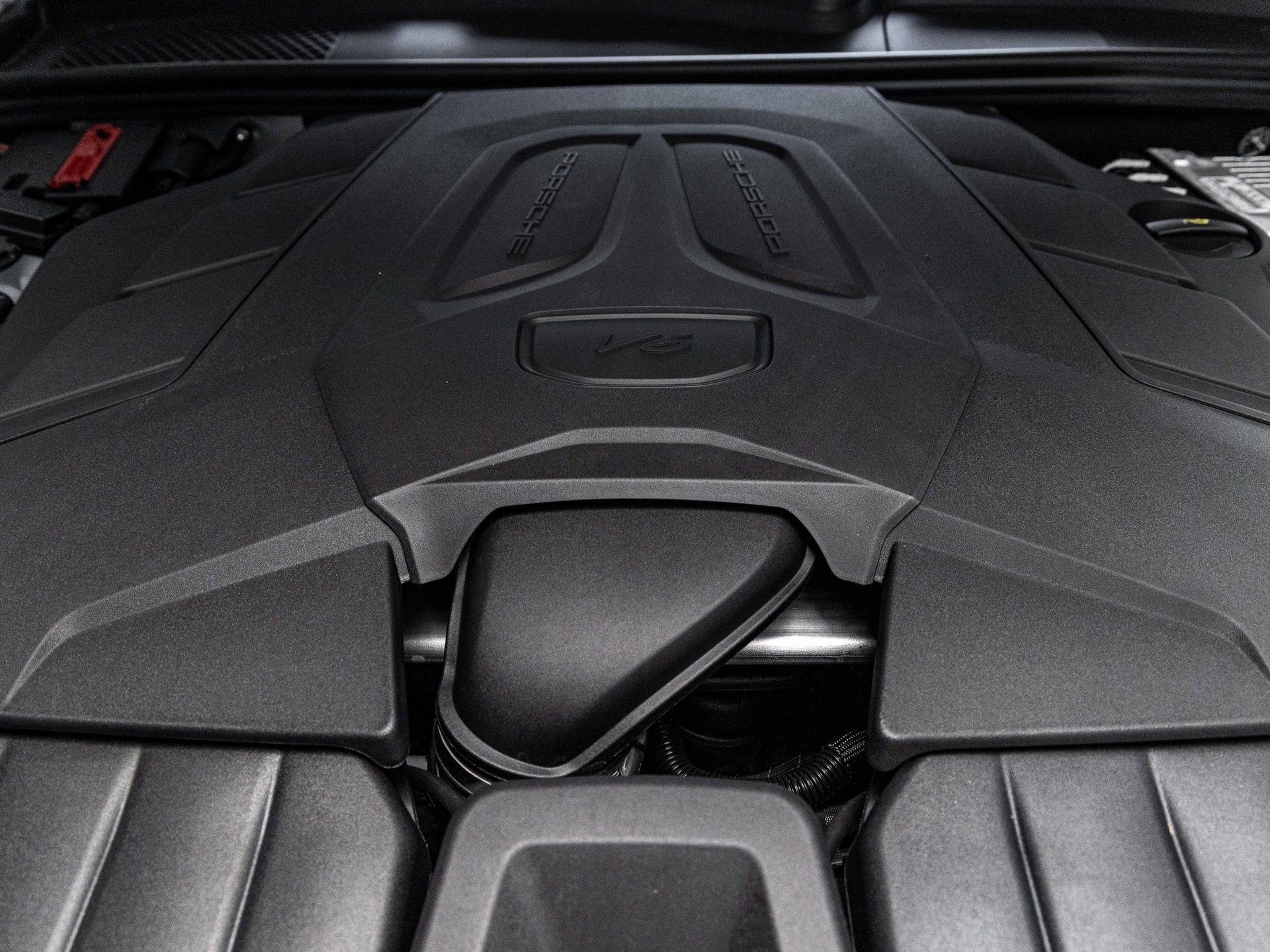 New 2026 Porsche Cayenne image 38