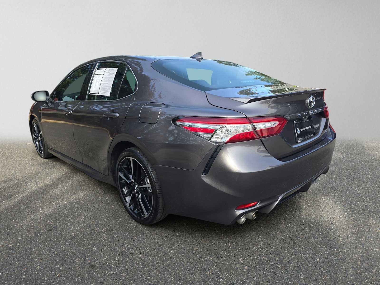 Used 2020 Toyota Camry XSE FWD image 5