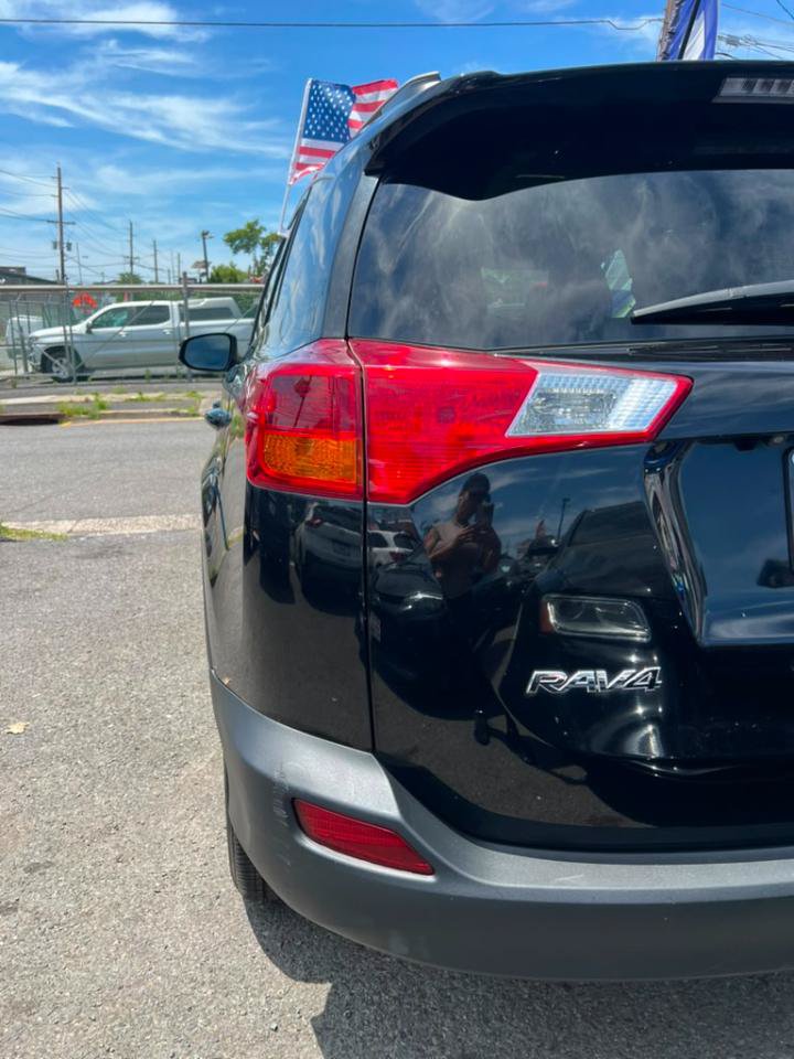 Used 2013 Toyota RAV4 LE AWD/4WD image 7