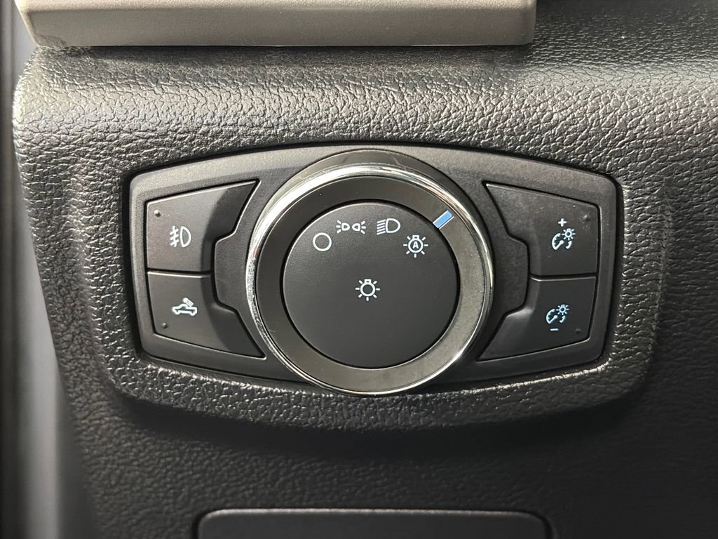 Used 2015 Ford F150 Lariat AWD/4WD image 25