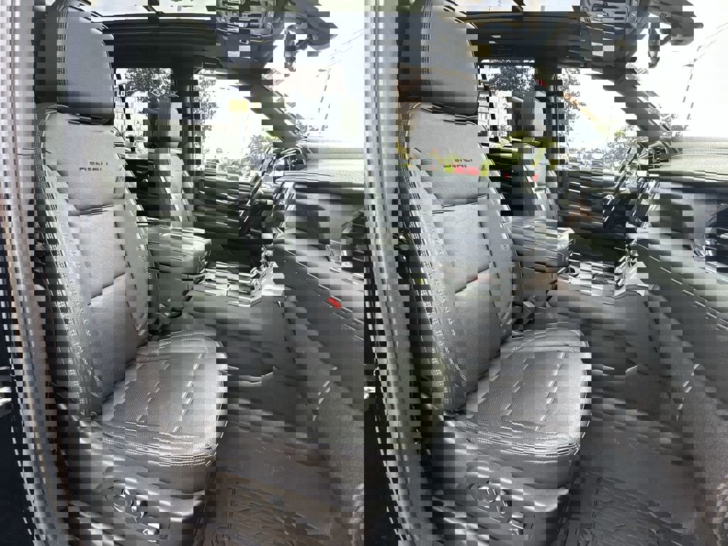 Certified 2021 GMC Yukon Denali w/ Denali Ultimate Package image 30