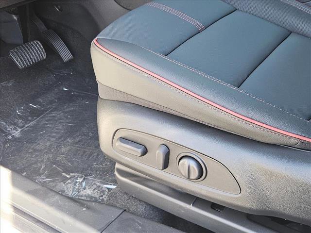 New 2026 Chevrolet TrailBlazer RS w/ Driver Confidence Package image 4