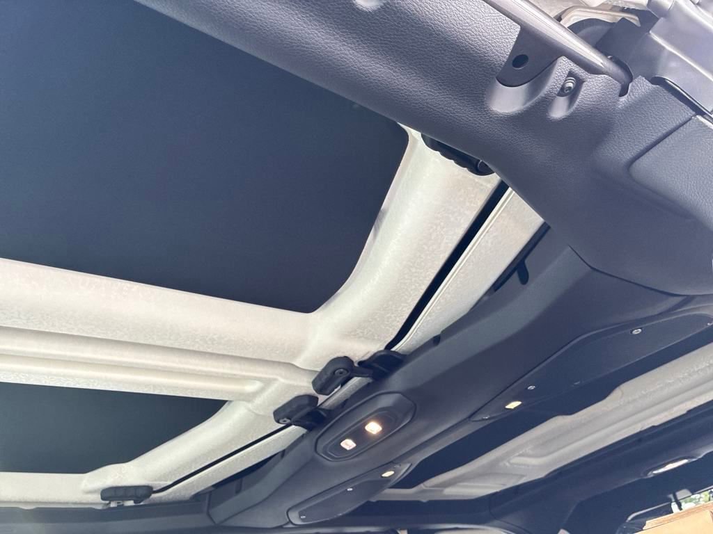 New 2025 Jeep Wrangler Sport S image 20