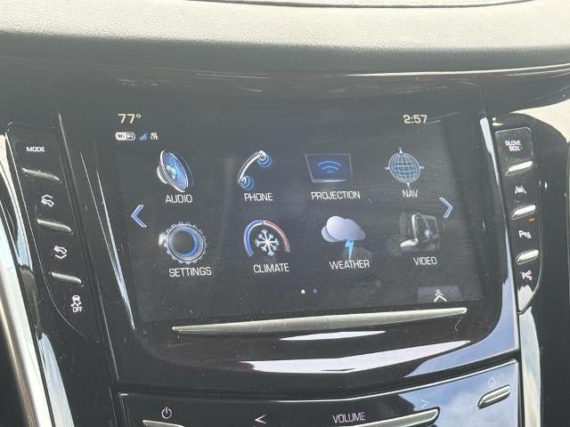 Used 2020 Cadillac Escalade Premium Luxury AWD/4WD image 30