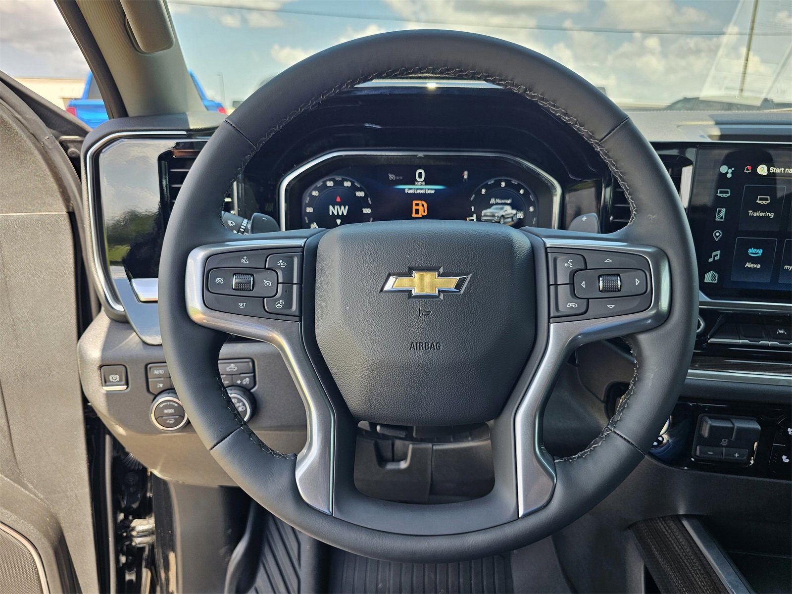 New 2025 Chevrolet Silverado 1500 LT image 24