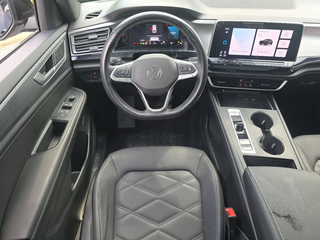 Used 2024 Volkswagen Atlas Cross Sport SE FWD image 23
