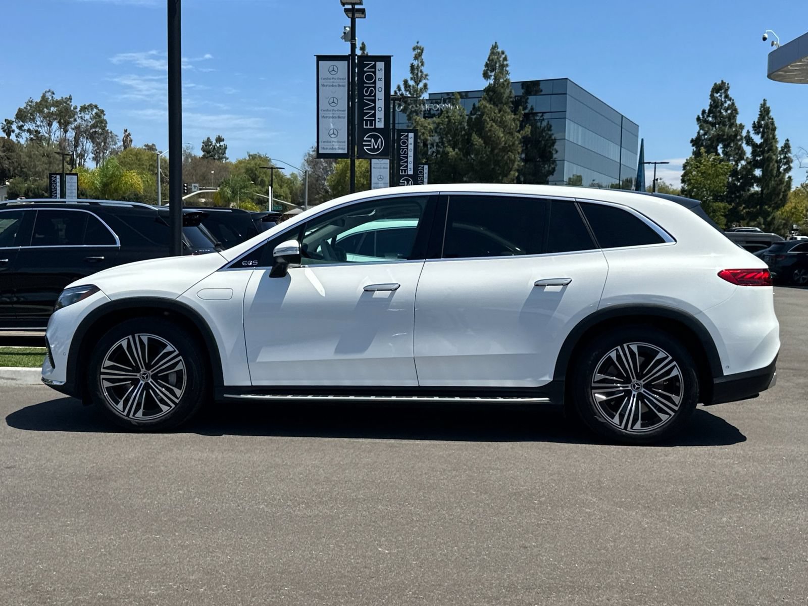 Certified 2024 Mercedes-Benz EQS 450+ SUV image 7