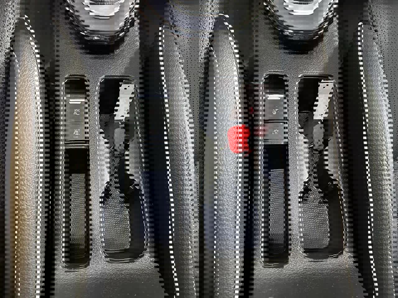 Used 2024 Kia Forte GT-Line w/ GT-Line Premium Package image 24