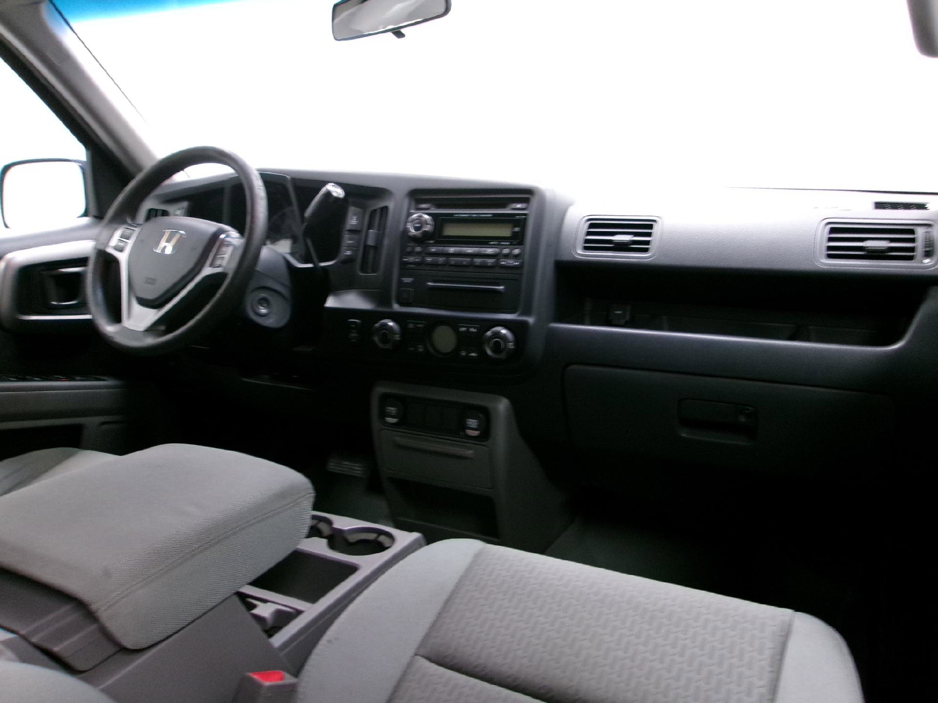 Used 2010 Honda Ridgeline RTS image 3