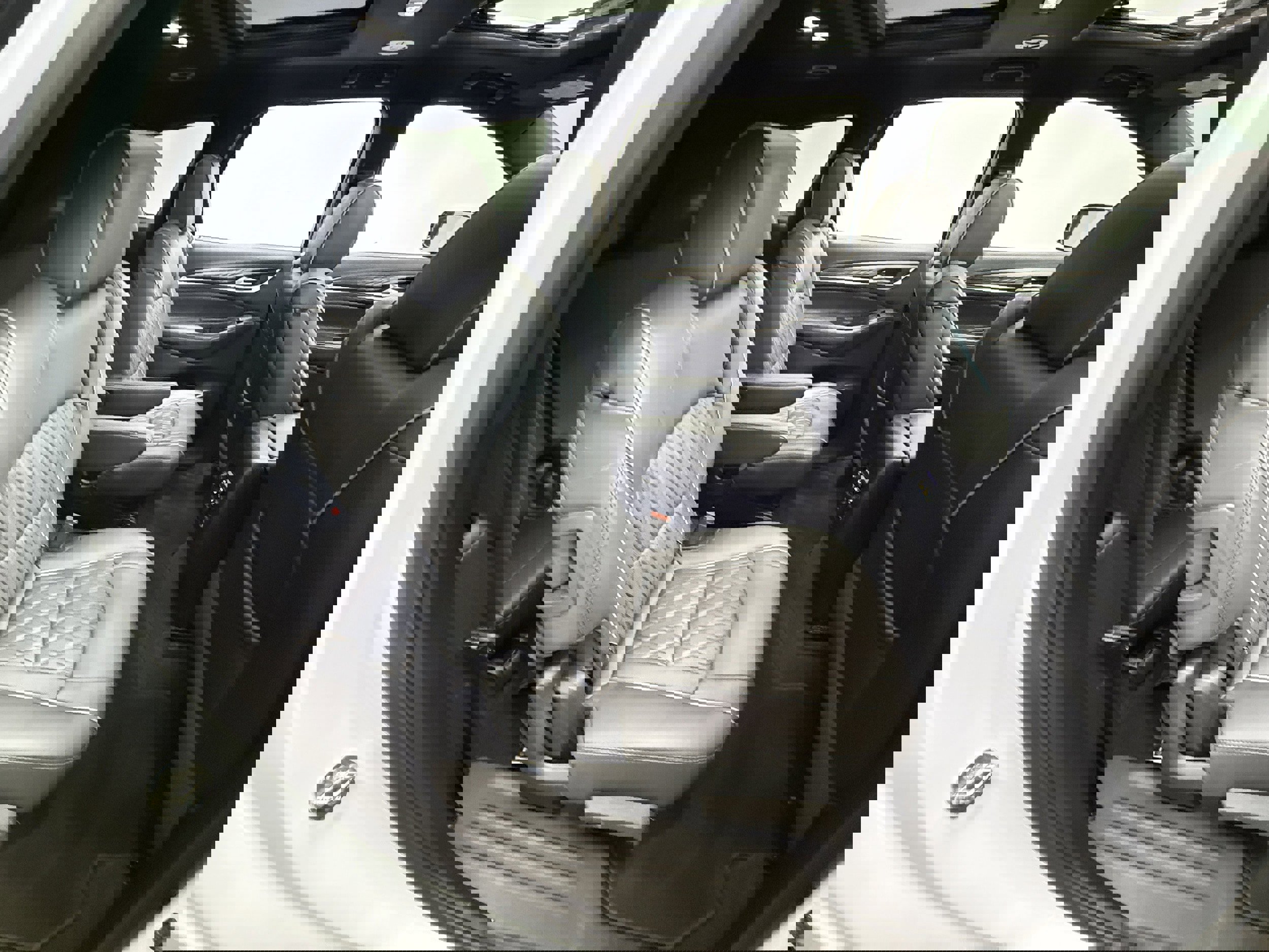 Used 2023 Buick Enclave Avenir w/ Trailering Package, 5000 lbs. AWD/4WD image 29