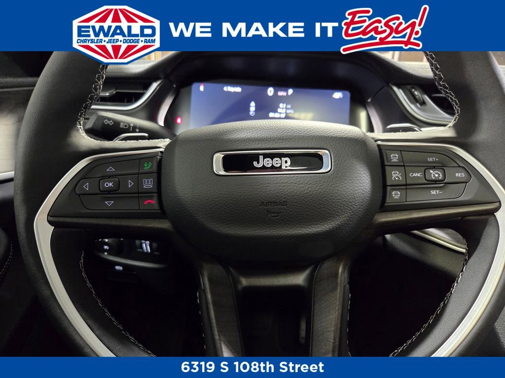 New 2025 Jeep Grand Cherokee Limited image 6