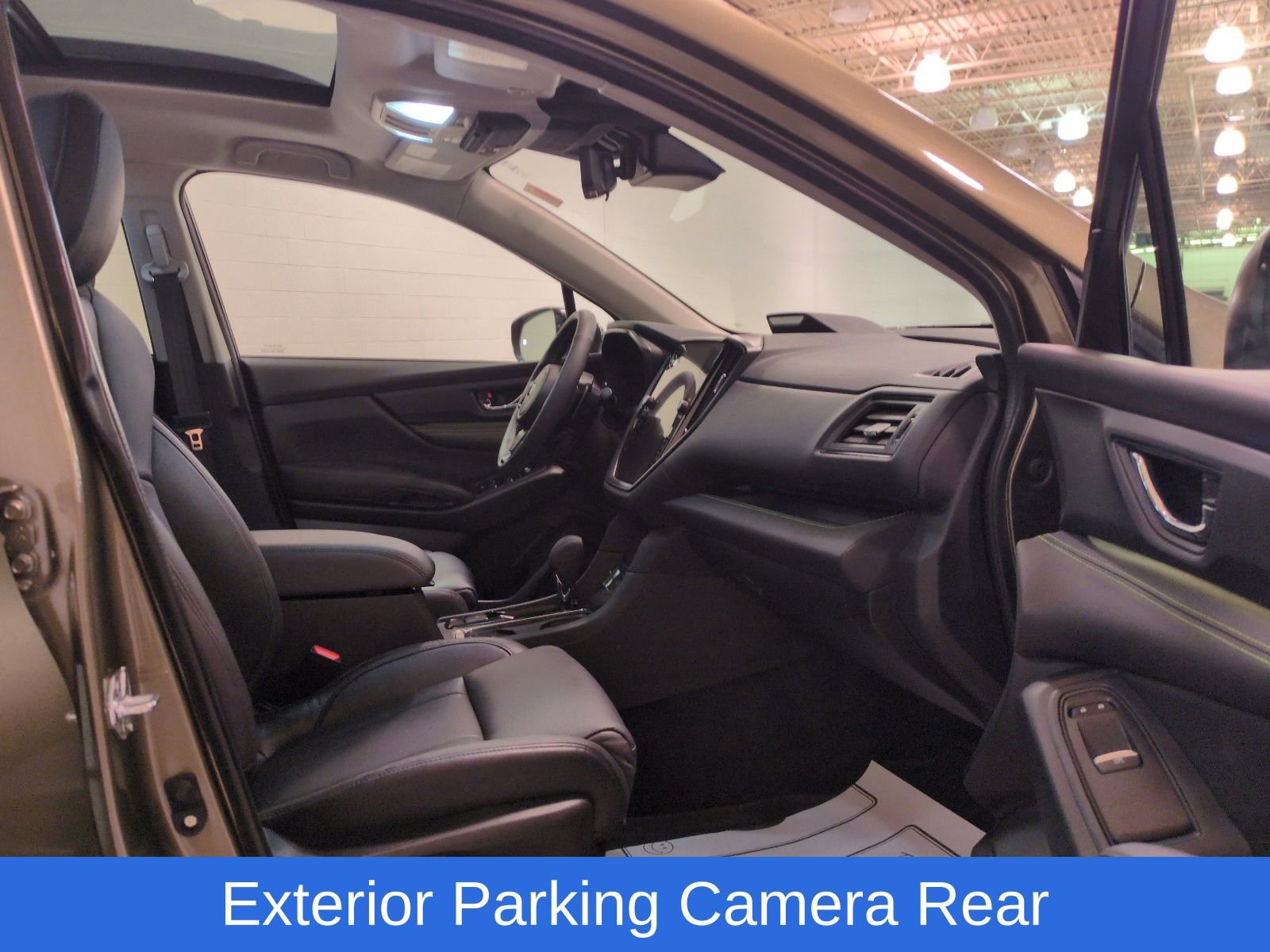 Certified 2025 Subaru Ascent Bronze Edition w/ Onyx Package AWD/4WD image 9