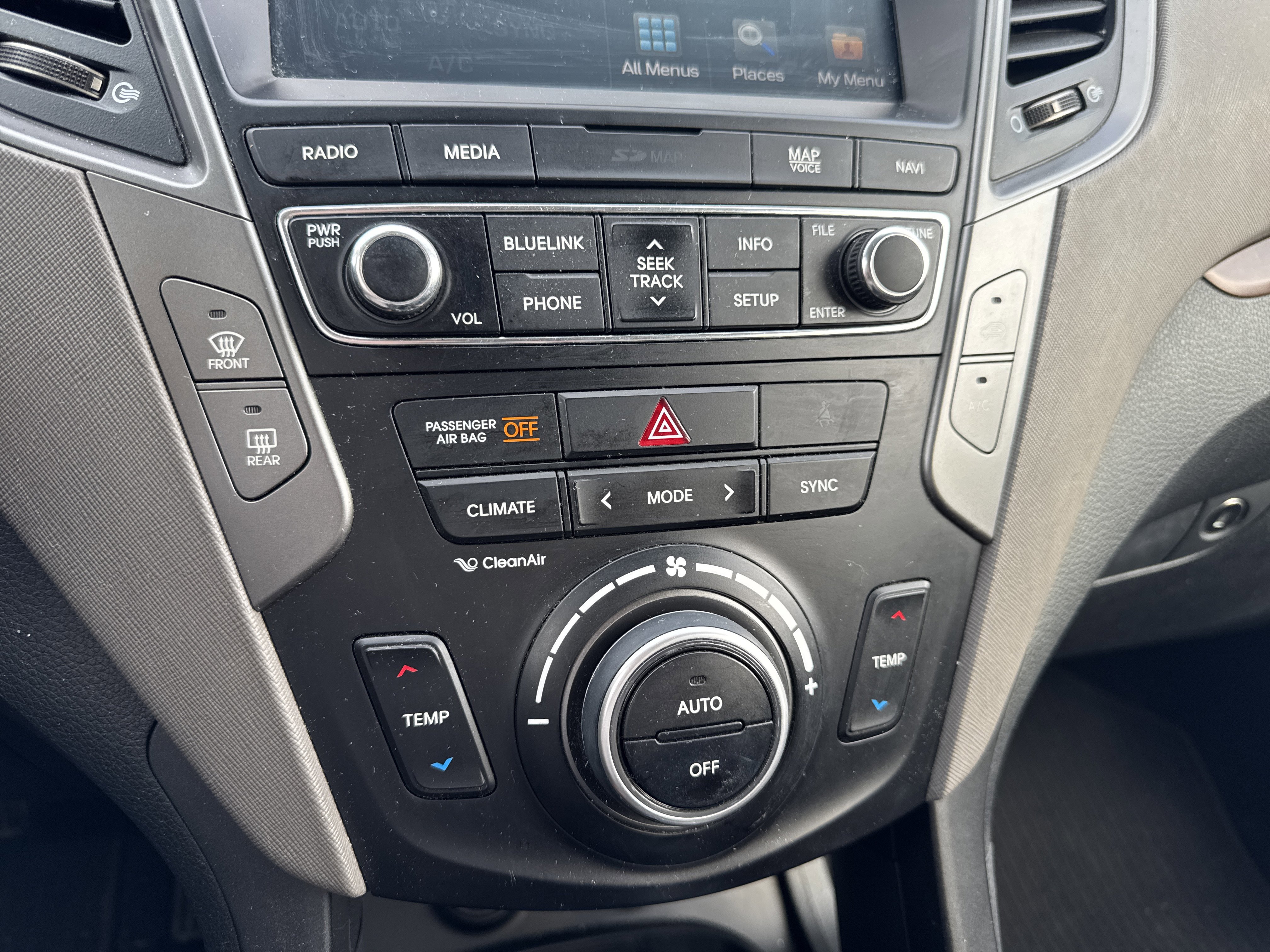 Used 2018 Hyundai Santa Fe Sport image 10